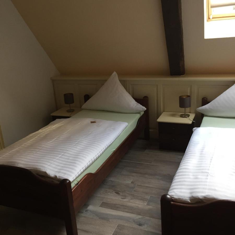 Hotel-Pension Markt-Scheune Anno 1652 블로토 외부 사진
